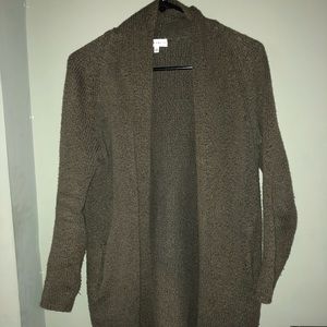 ARITZIA COMMUNITY CARDIGAN OLIVE GREEN